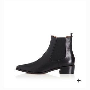 Alias Mae Yasmyn Chelsea Boot